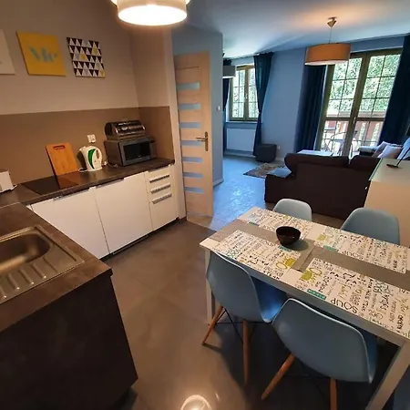 Trevilles - Forest Hill Apartment *